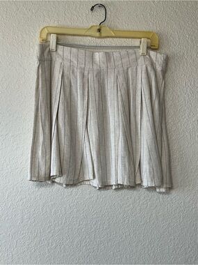 LOVE 83 Juniors Size XL Beige Striped Pleated Skirt Regular Fit Casual Summer